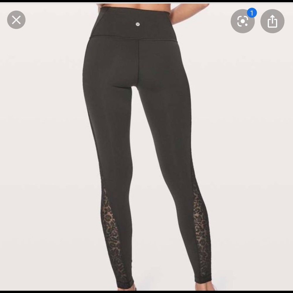 Lululemon Wunder Under 4 Black Floral mesh